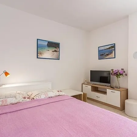 Apartamento In With Terrace, Air Condition, Wifi, 5206-2